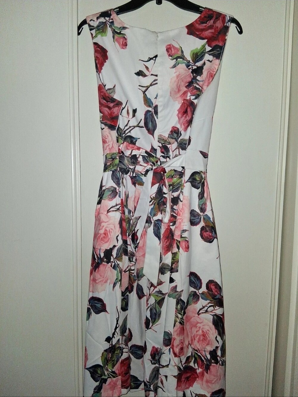 Papillon Blanc White Floral Midi Dress with Pink Roses and Green Leaves